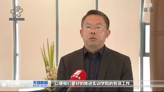 1492412610137779.png 华_副本.png
