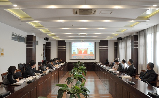 1573094776991715.jpg 4党委中心组学习十九届四中全会_副本.jpg