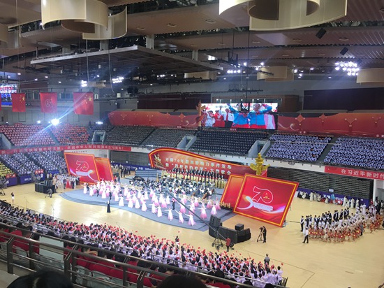 1大合唱-会场.jpg