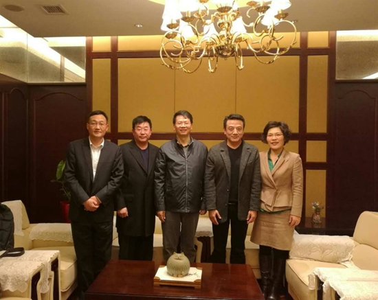 1488442840337240.jpg 美国回访图片_副本.jpg