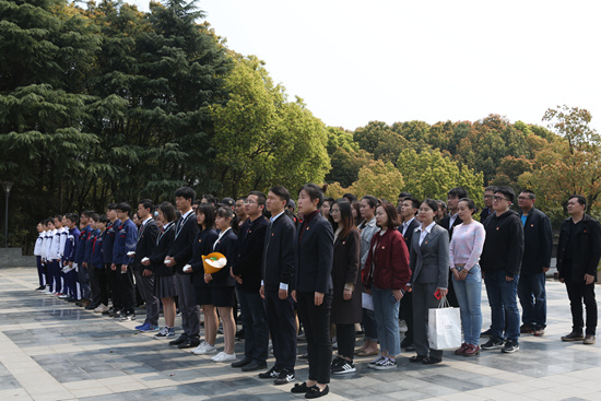1554361983964102.jpg 清明祭扫1.jpg