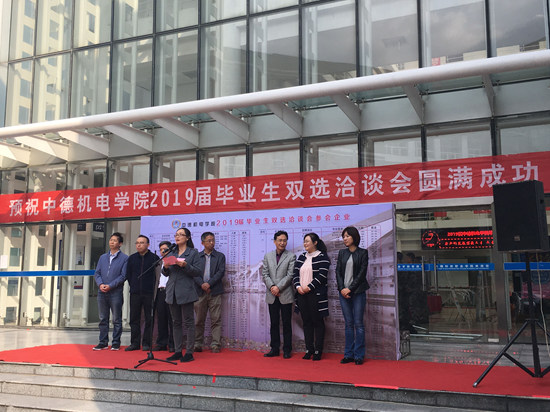1541124305796298.jpg QQ图片20181101091350_副本1.jpg